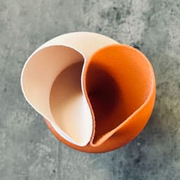 Syzygy Heart Vase - View 5